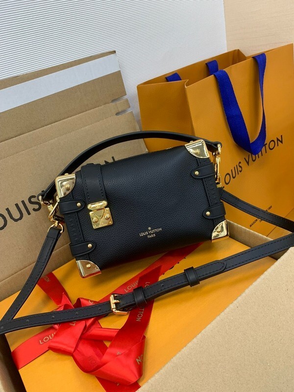 shoulder bag Louis vuitton SIDE TRUNK black color genuine leather bag for womenC9F0