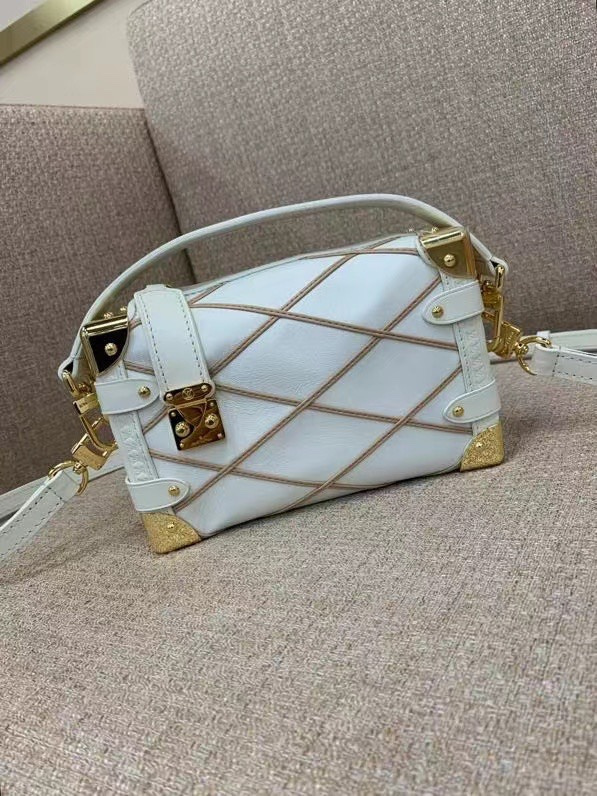 shoulder bag Louis vuitton SIDE TRUNKCB6B