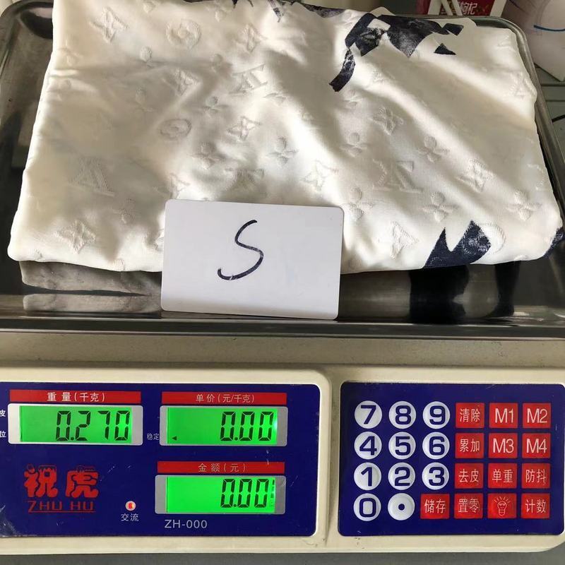 t shirts 108 L T SHIRT 1131405 im 168cm 55kg i wear size S in the phot A1AE