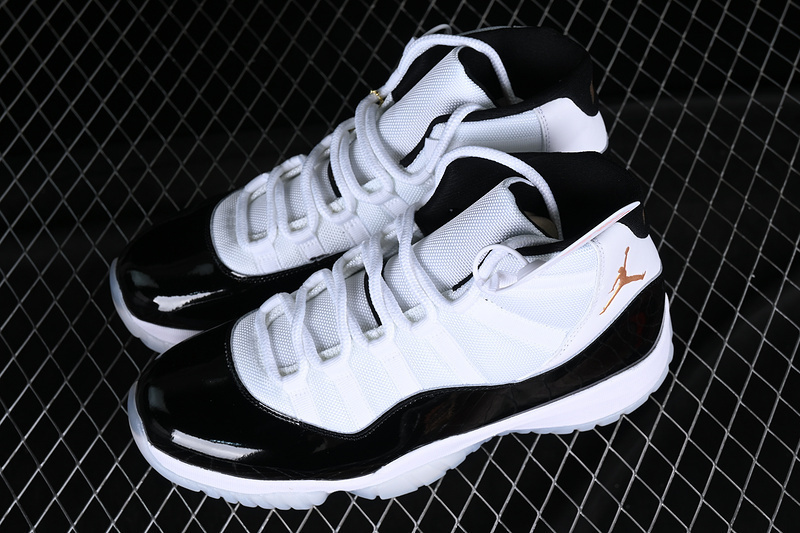 jordan 6 500 CT8012 170 AIR JORDAN 11 RETRO DEFINING MOMENTS 2023 WHITE BLACK METALLIC GOLD 3