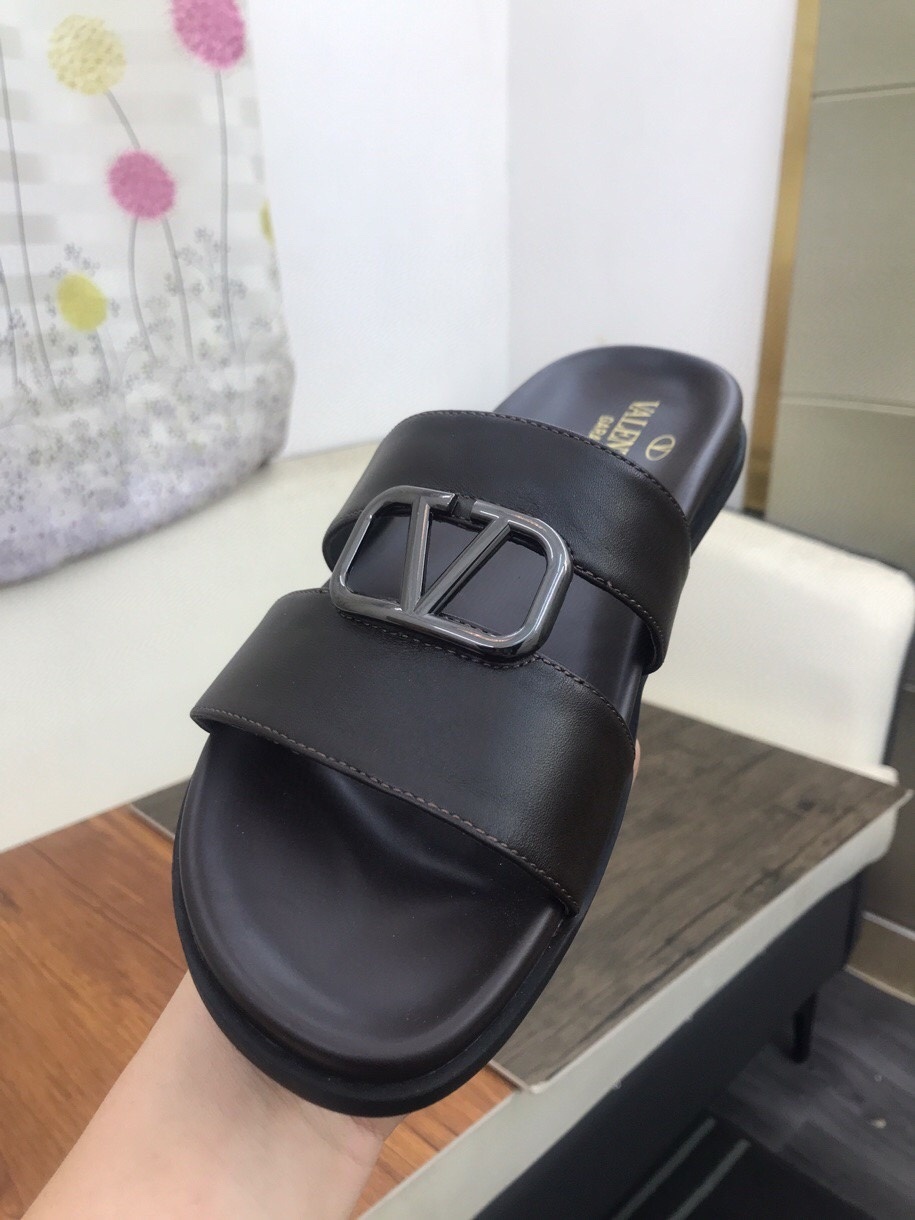 valentino shoes /sneakers-213