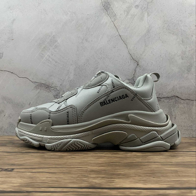BALENCIAGA TRIPLE S 【470】[BA﹡LEN﹡CIAGA TRIPLE S SNEAKER DADSHOE LIGHT GREY∕LIGHT GREY∕BLACK]-[