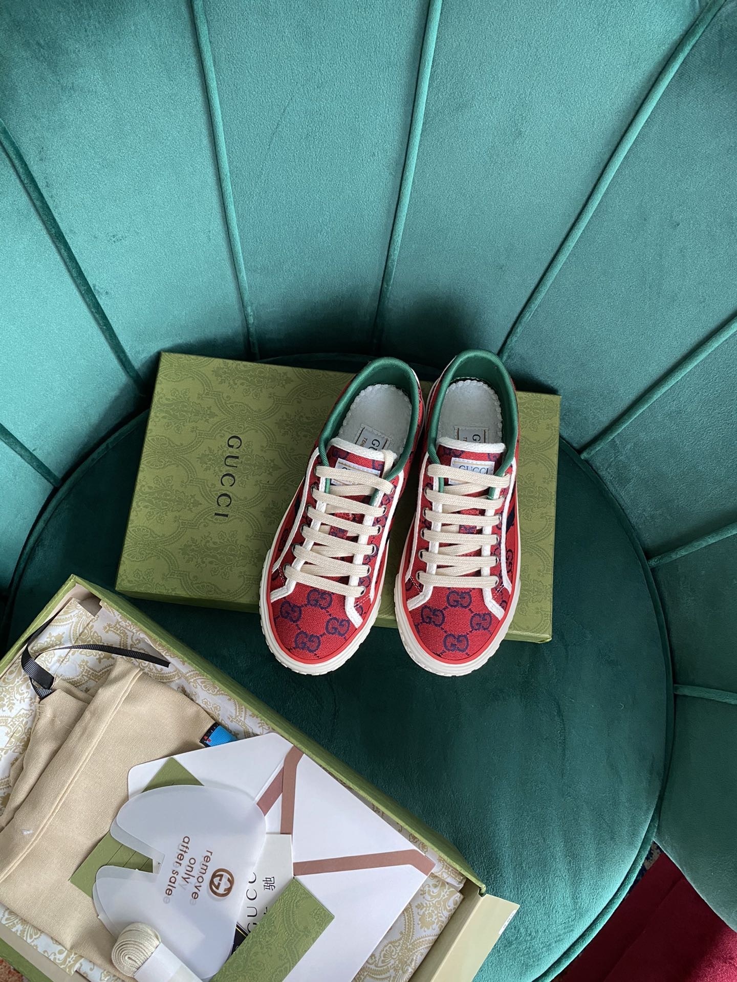 GUCCI SHOES Gucci Tennis 1977 GG Multicolor sneaker 663680(160 usd)(C01A)