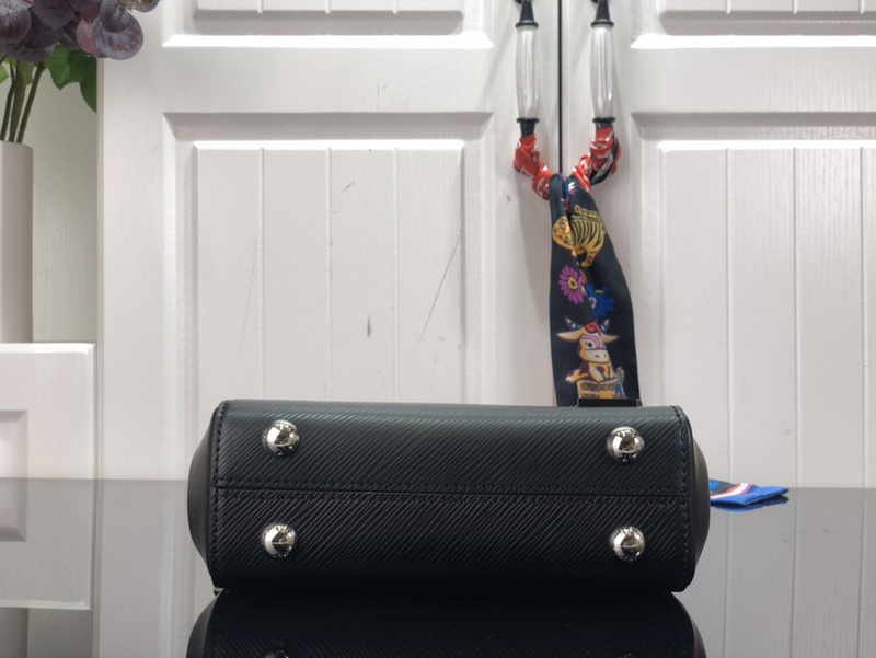 purses LV CLUNY MINI M58928F04E