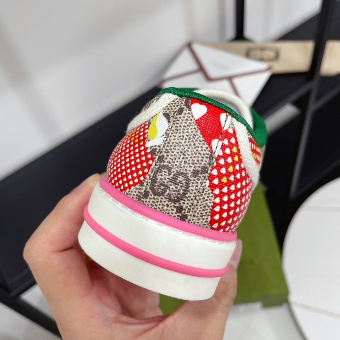 gucci shoes/sneakers-060