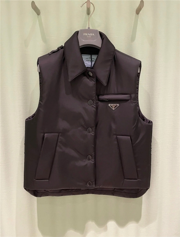 prada 2021ss P ADA Vest 2508E06