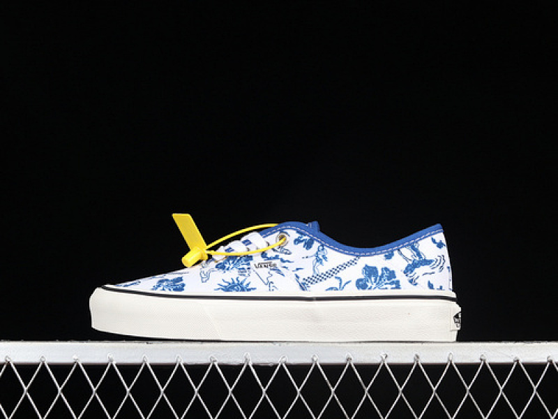 [VN0A5HYPAXV]-[AUTHENTIC SNEAKER BLUE∕BLUE∕WHITE]-[WOMAN︰35-39]-[MAN︰40-44](CDED)