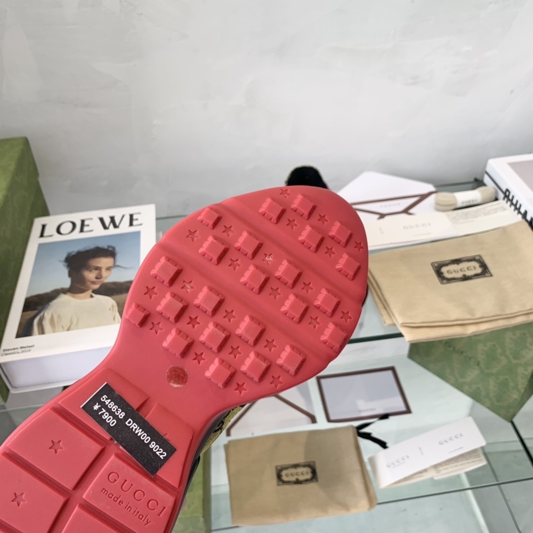 GUCCI SHOES Gucci women's rhyton GG Multicolor sneaker 663681(190 usd)(42D1)