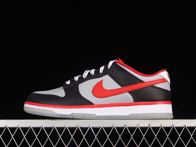 dunk 330 DR6189 001 CLARK ATLANTA UNIVERSITY SB DUNK LOW BLACK TEAM SCARLET CHARCOAL UNISEX 3