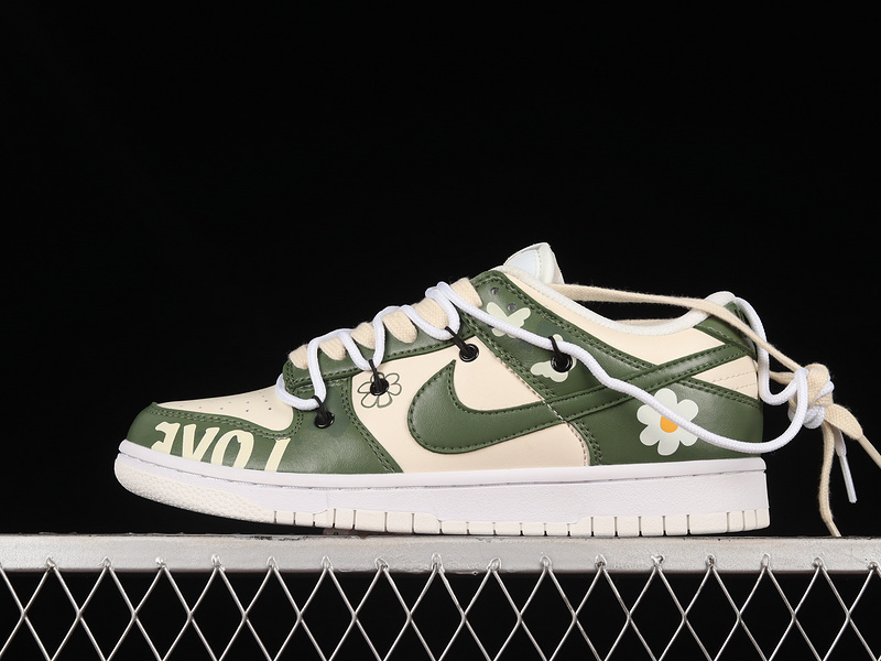 dunk 330 DH9765 100 DUNK LOW LOVE WHITE GREEN WOMAN 36 39 MAN 40 46 E5E7