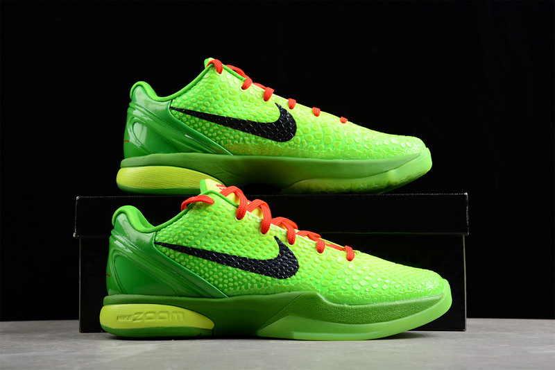 kobe 520 429659 701 ZOOM KOBE 6 GRINCH LIME GREEN VARSITY RED BLACK MAN 41 46 C8B3