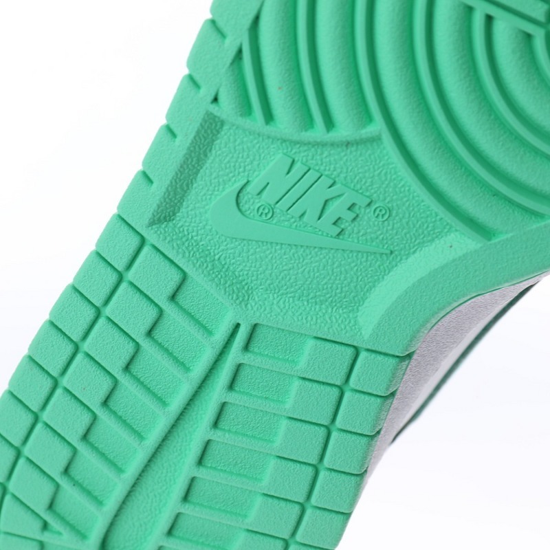 karl lagerfeld NIKE 104 1082861