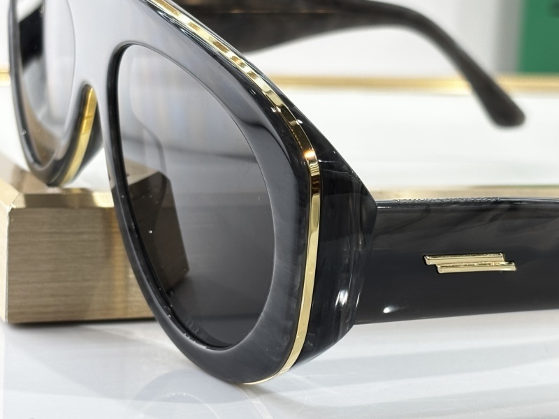 Bottega Veneta glasses -BV 0037882C