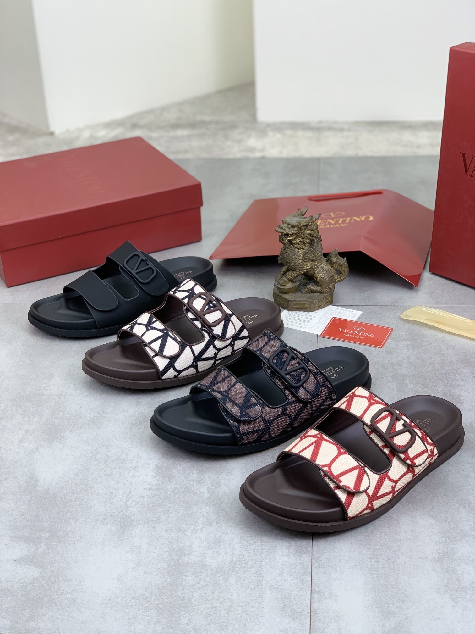 valentino shoes /sneakers-448