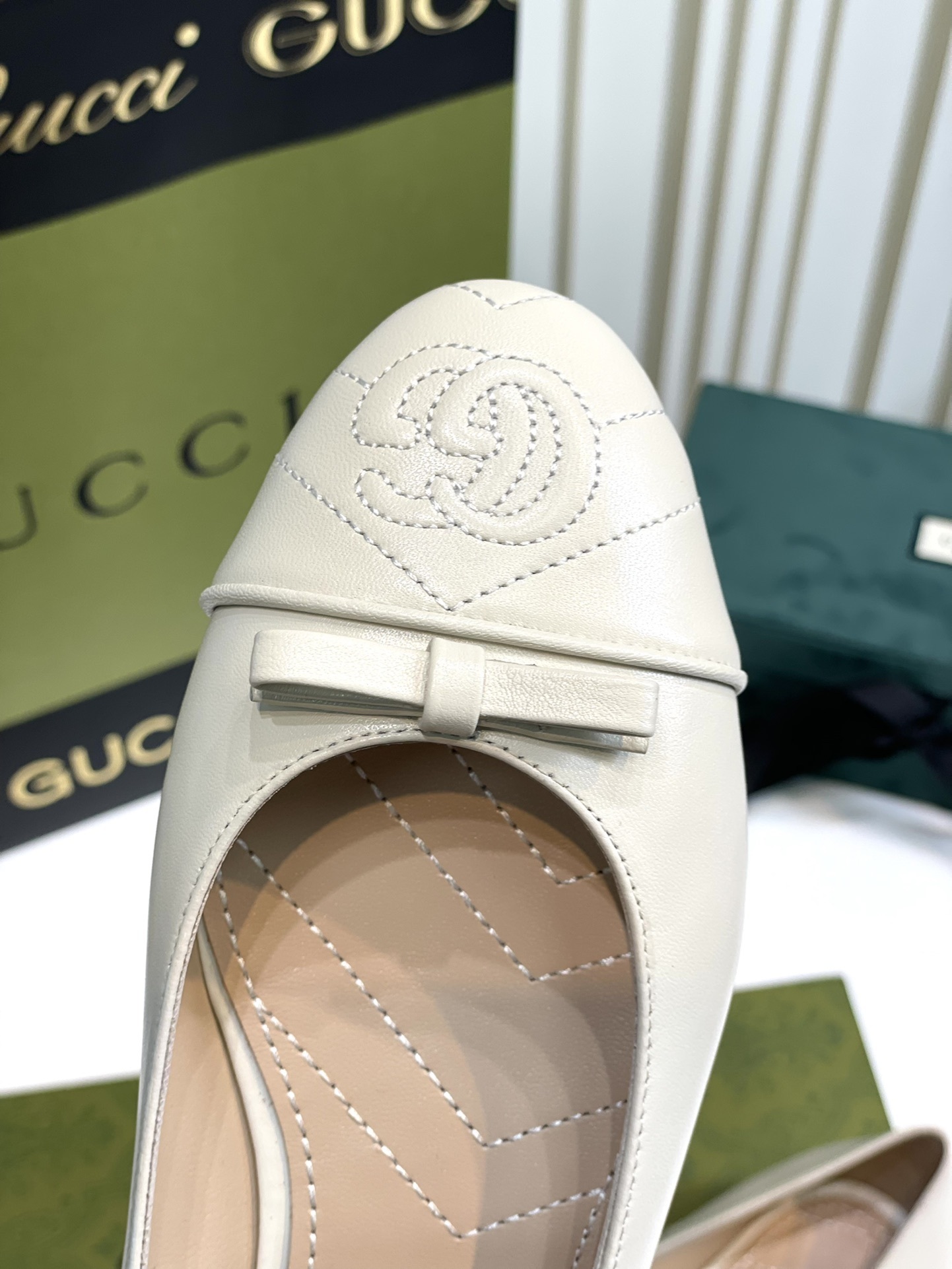 gucci shoes/sneakers-295