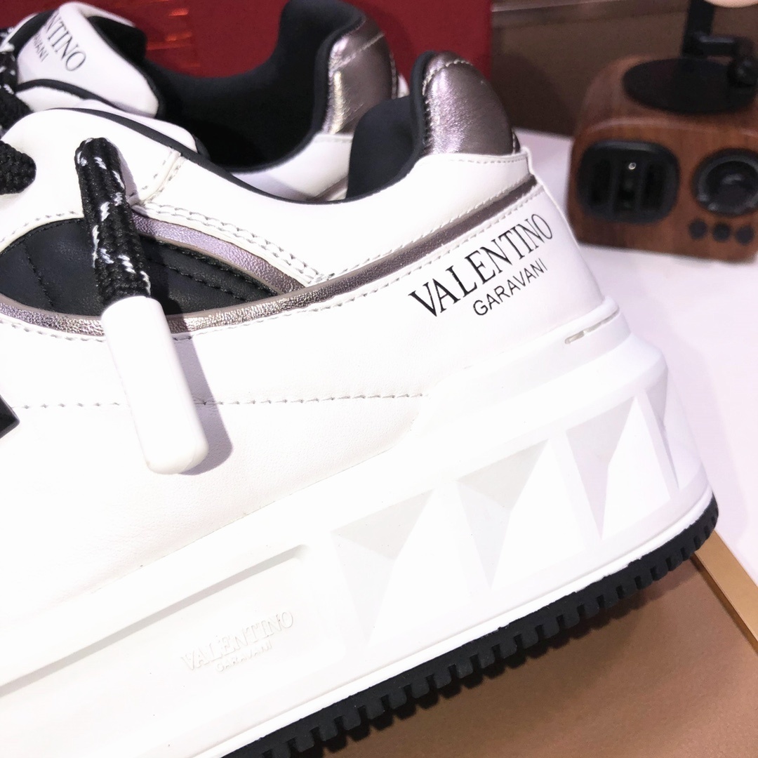 valentino shoes /sneakers-488