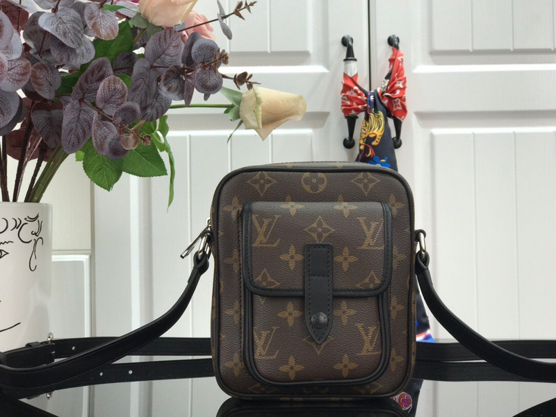 louis vuitton LV Shoulder bag M694045A8E