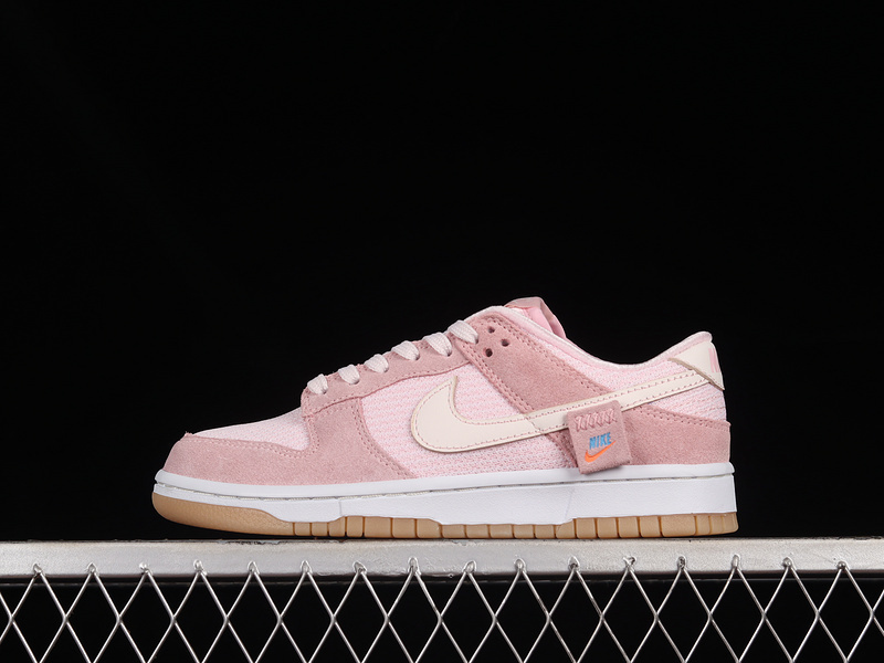 dunk 270 DZ5318 640 SB DUNK LOW LIGHT SOFT PINK PINK FOAM MEDIUM SOFT PINK LIGHT SOFT PINK 36