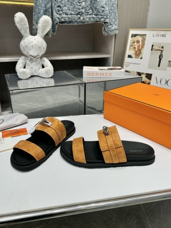 Hermes Men shoes -HERMES 02843F55