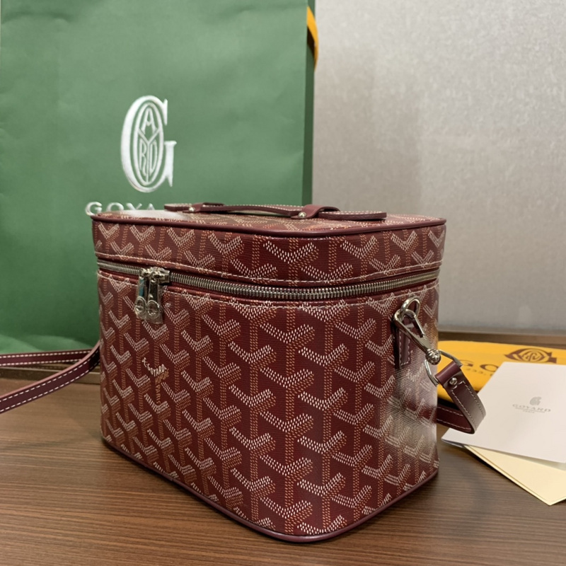 Goyard new Muse cosmetic bag AB14