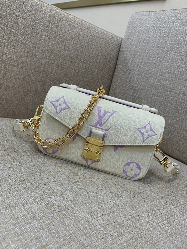 shoulder bag Lv purple color genuine leather bag louis vuitton Pochette M tis East West947B