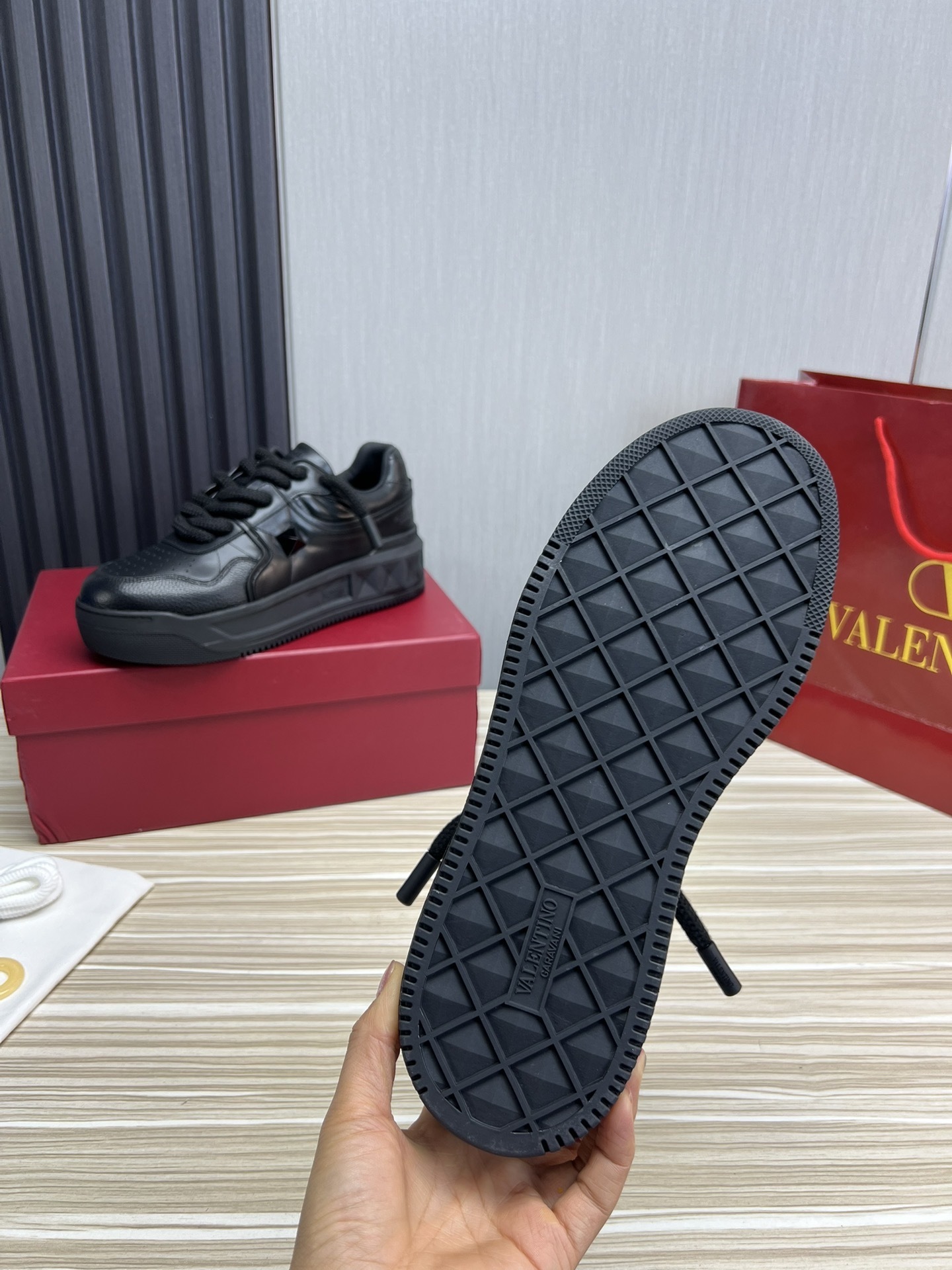 valentino shoes /sneakers-653