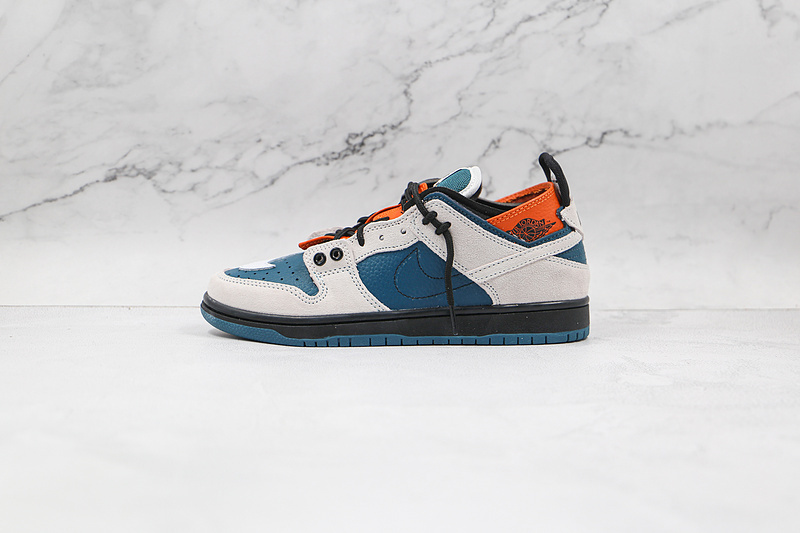 dunk 320 BQ6817 800 SB DUNK LOW PRO BLUE WHITE ORANGE BLACK WOMAN 36 39 MAN 40 45 0FF4