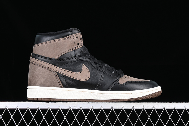 jordan 1 500 DZ5485 020 AIR JORDAN 1 RETRO HIGH OG BLACK METALLIC GOLD PALOMINO SAIL MAN 40 4