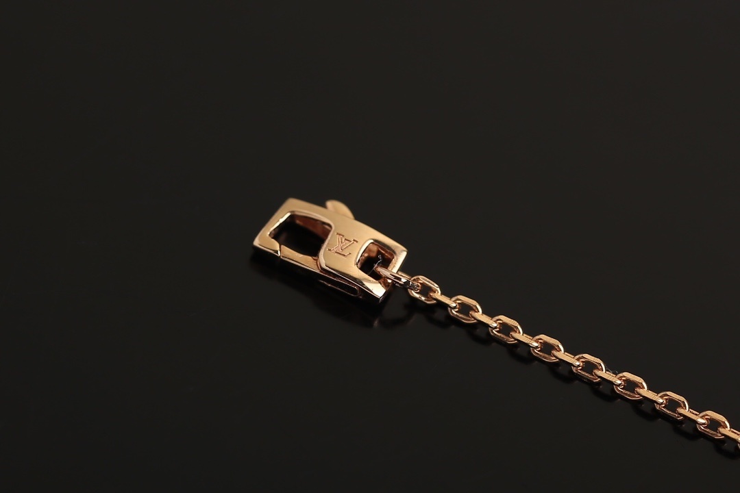 LV jewelry -LV 0076_CM_1