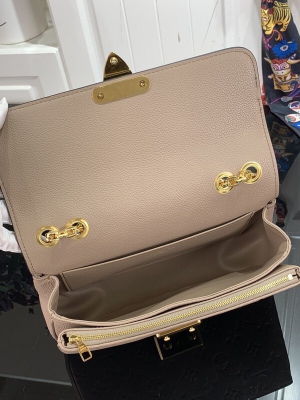 purses LV MARCEAU M46200B94A