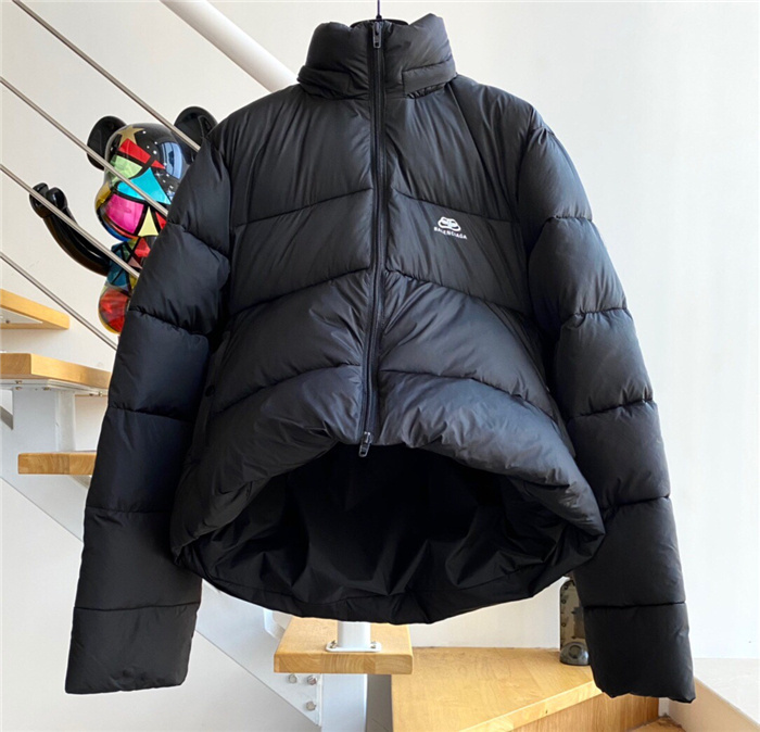 balenciaga -NO121335-Balenciaga Clothes 2021ss(833E)