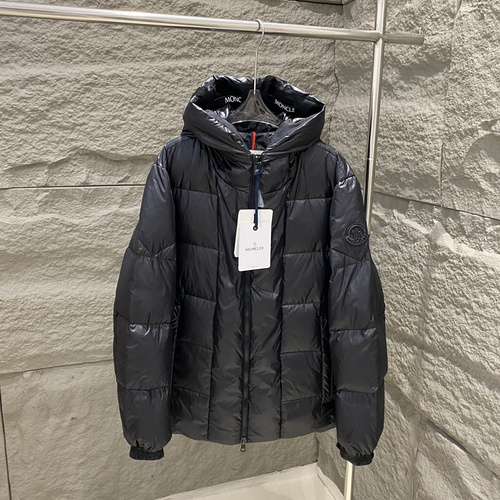 Moncler M0N﹡CLE﹡ COAT 91C3