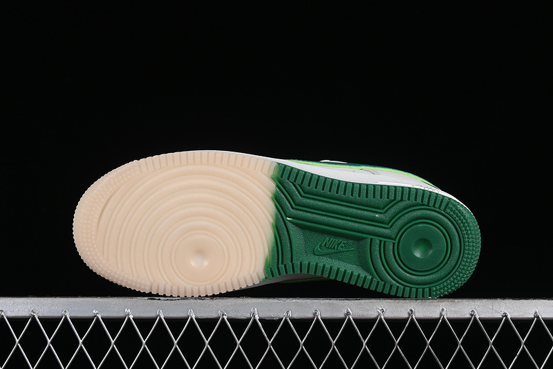 air force 1 340 SL 240111 AIR FORCE 1 07 LOW WHITE GREEN WOMAN 36 39 MAN 40 45 2825