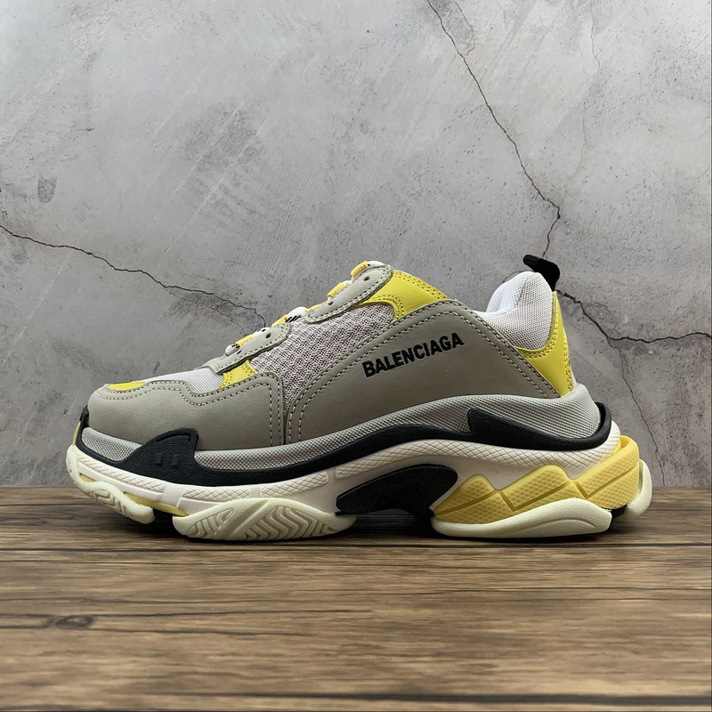 BALENCIAGA TRIPLE S 【470】[BA﹡LEN﹡CIAGA TRIPLE S SNEAKERS GREY∕WHITE∕YELLOW-BLACK]-[WOMAN︰35-39