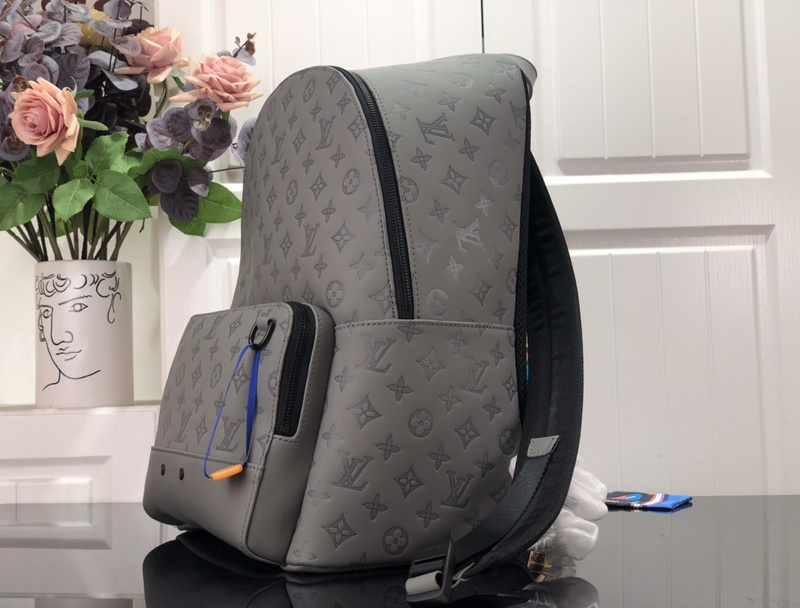 LV Bakcpack m46109(8D5C)
