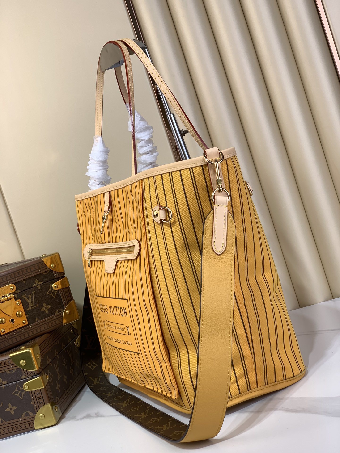 LV-Handbags M12257 Presbyopia∕Rose M11947 Presbyopia∕yellow M12096 Presbyopia∕red(C44A)