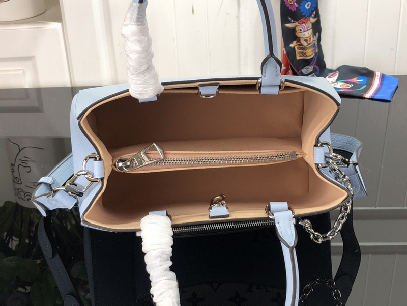 purses LV MARELLE TOTE BB M599520921