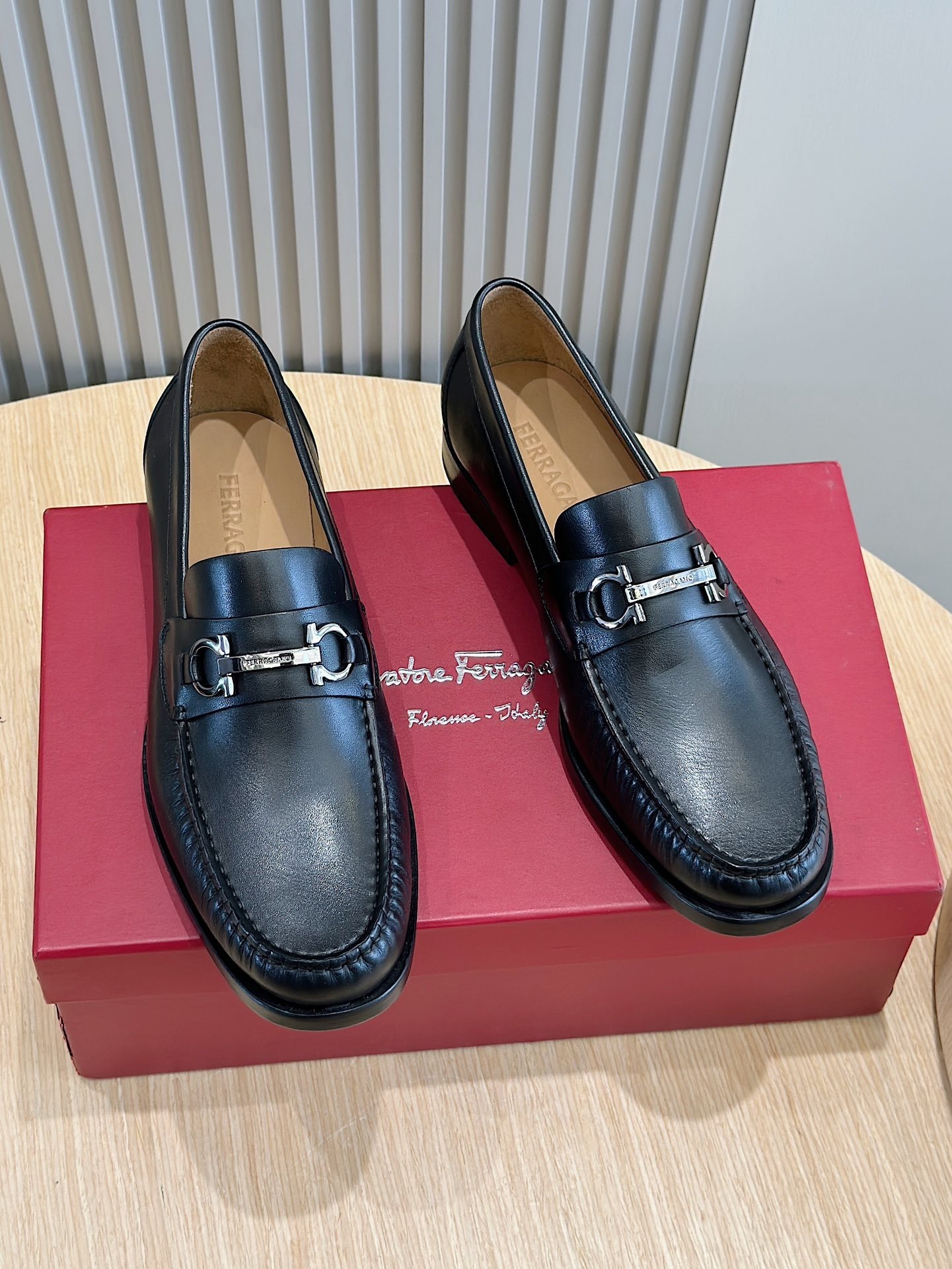 Ferragamo shoes Ferragamo shoes size︰eu38-45 321650A(3A6E)