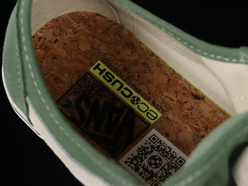 [VN0A4BX9Y7V]-[STYLE 136 VR3 WHITE∕GREEN]-[WOMAN︰35-39]-[MAN︰40-44](D21C)