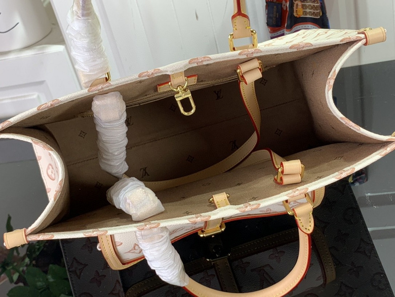 purses LV ONTHEGO MM M4615473FD