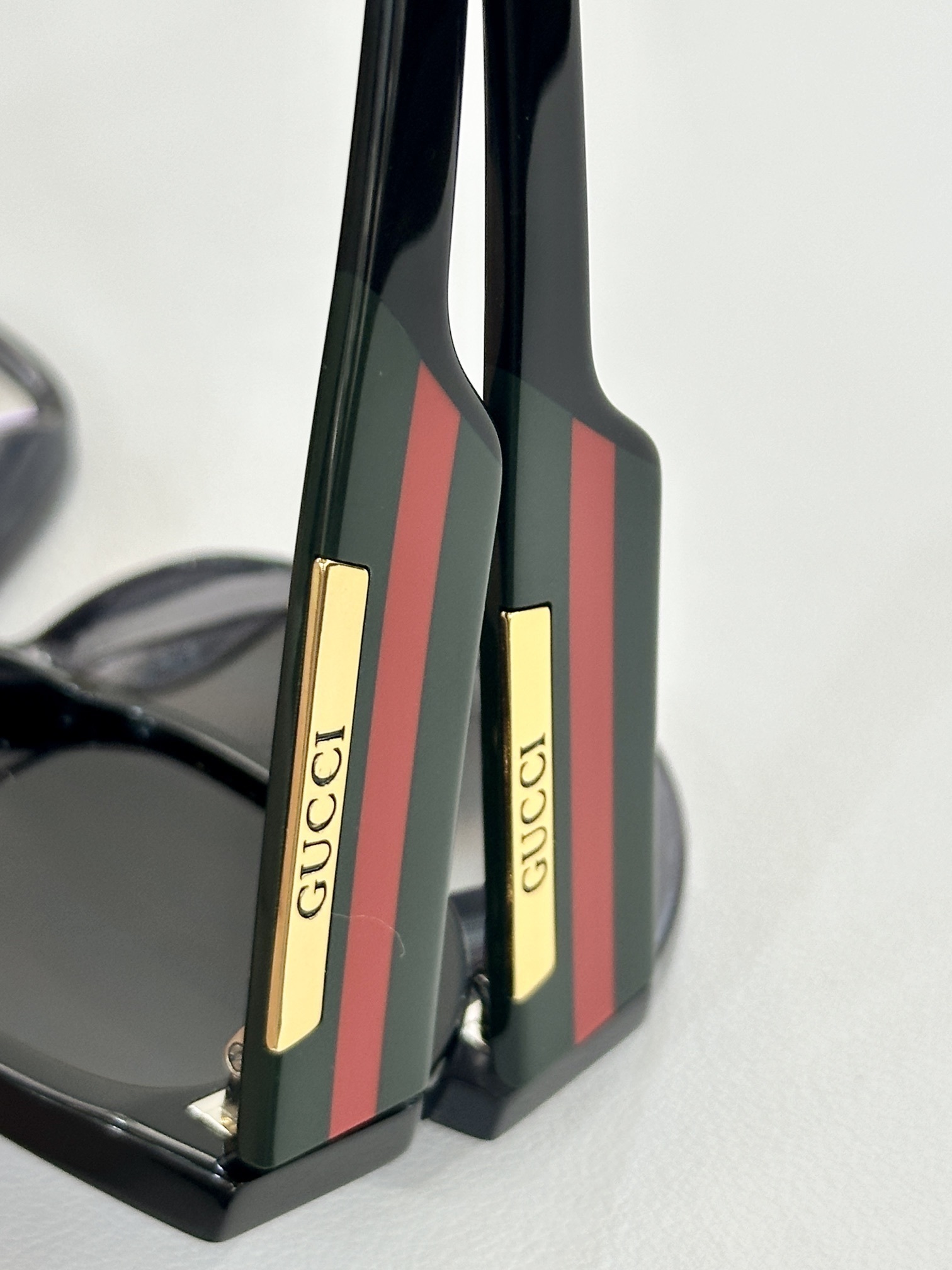 Gucci glasses -GUCCI 0024