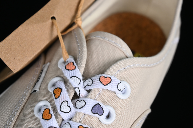 【200】[VN0A4BX5CCL]-[AUTHENTIC VR3 WHITE∕GREY]-[WOMAN︰35-39]-[MAN︰40-44](E279)