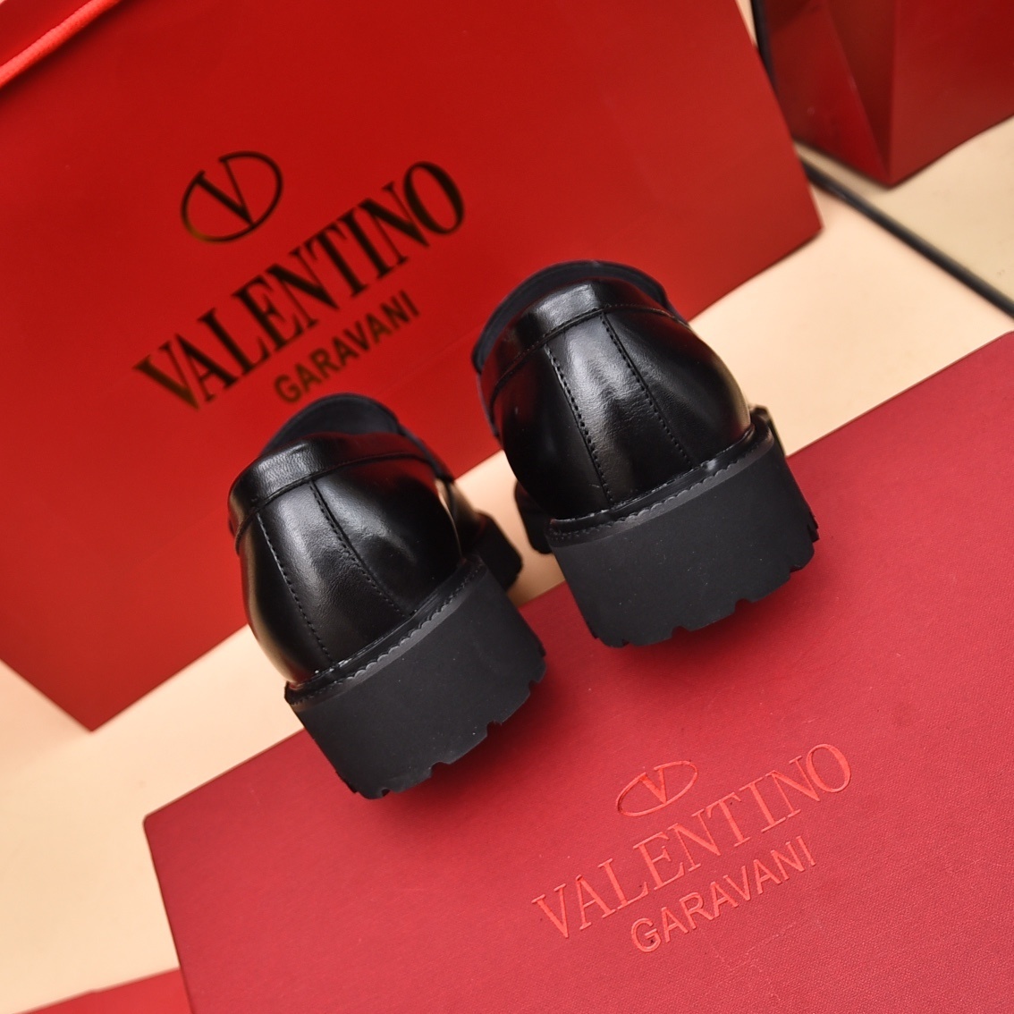 valentino shoes /sneakers-175