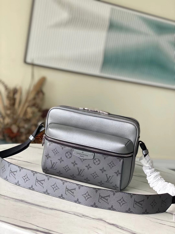 shoulder bag Lv men bag shoulder bag genuine leather bag for menAC92