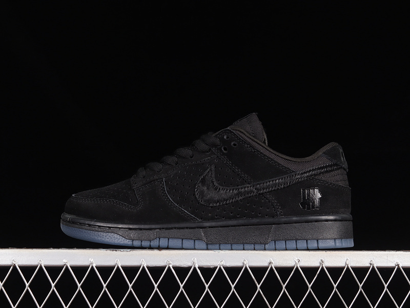 dunk 330 DO9329 001 UNDEFEATED SB DUNK LOW BLACK BLACK BLACK WOMAN 36 40 E6B0