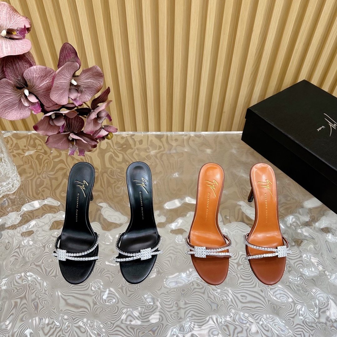 Giuseppe Zanotti GZ shoes 2024 1120 3542 10.5CMF74F