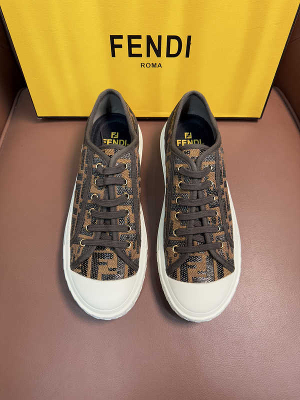 FENDI Men shoes -FENDI 00263C36