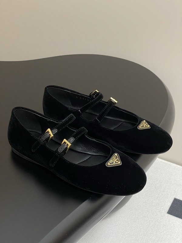 Prada Women shoes -PRADA 0055528E