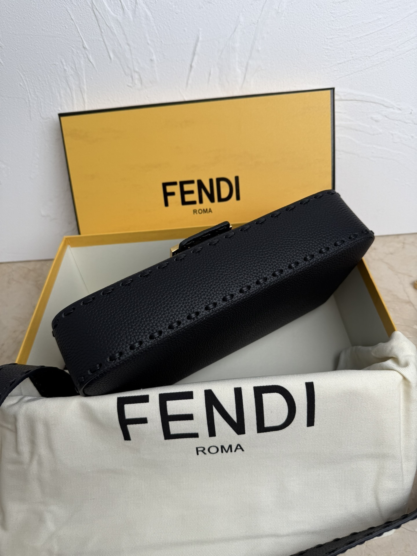 Fendi Bag -FENDI 0136