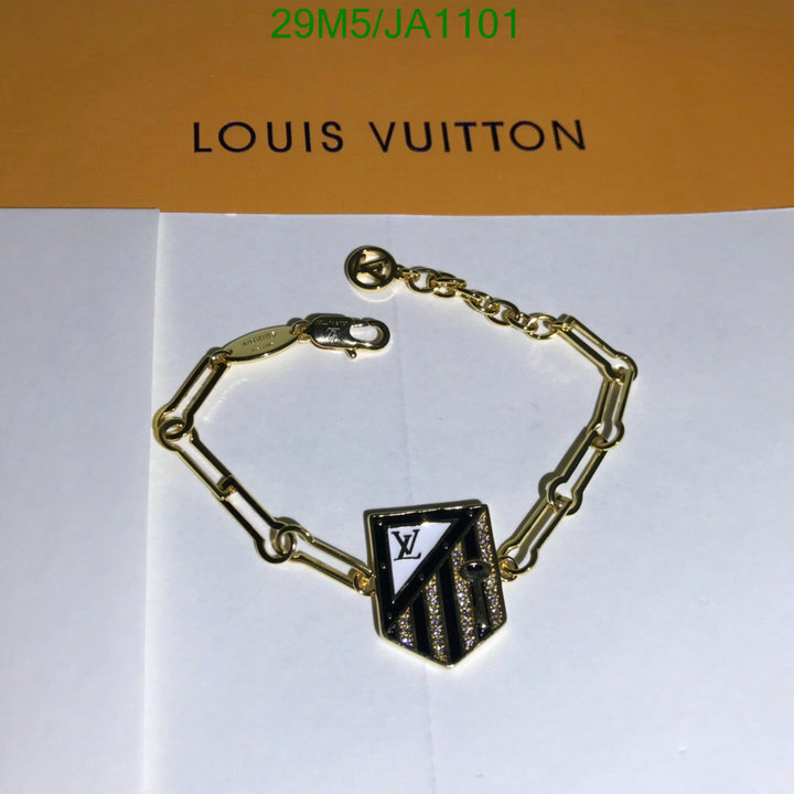 earrings Louis Vuitton brand Jewelry Code JA1101941D